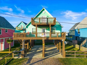 Walk to Beach, Sunset Bay Views, Pet Friendly - Sea Me Relaxin